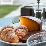 Oda ve Kahvaltı La Cipressina B&B 4*