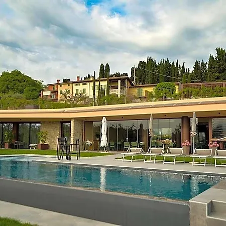La Cipressina Bed & Breakfast 4*
