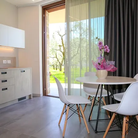 לינה וארוחת בוקר La Cipressina 4*
