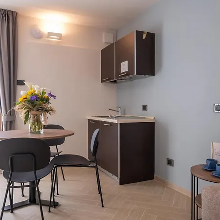 La Cipressina לינה וארוחת בוקר 4*